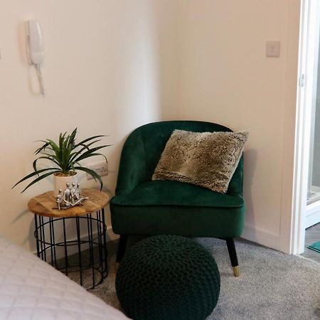 Boutique 5 Bed Home On Birdwell Road - Free Parking Sheffield Exterior foto