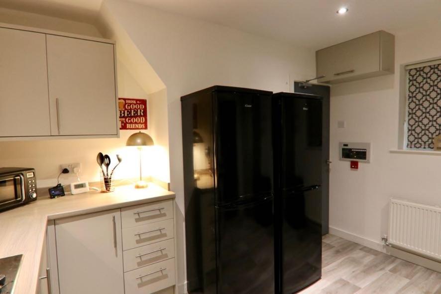 Boutique 5 Bed Home On Birdwell Road - Free Parking Sheffield Exterior foto