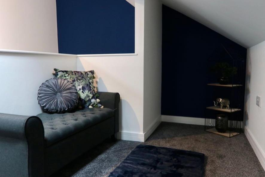 Boutique 5 Bed Home On Birdwell Road - Free Parking Sheffield Exterior foto