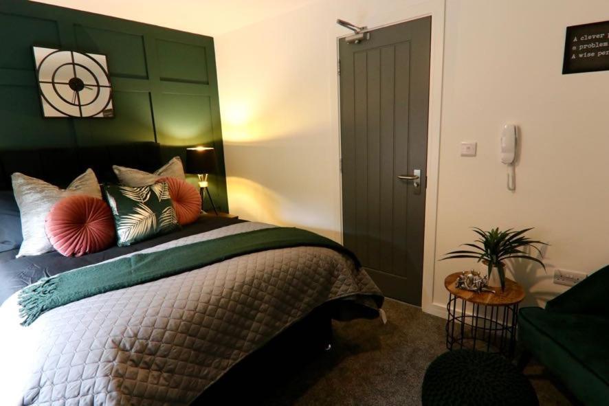 Boutique 5 Bed Home On Birdwell Road - Free Parking Sheffield Exterior foto